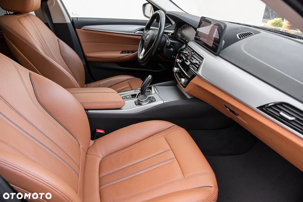 BMW Seria 5 - 31