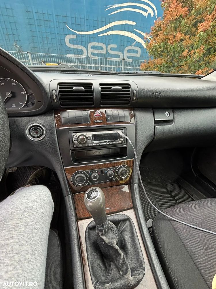 Mercedes-Benz C 200 CDI - 11