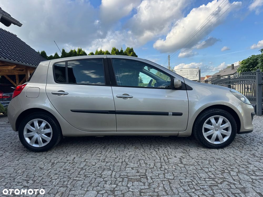 Renault Clio 1.6 16V Exception - 4