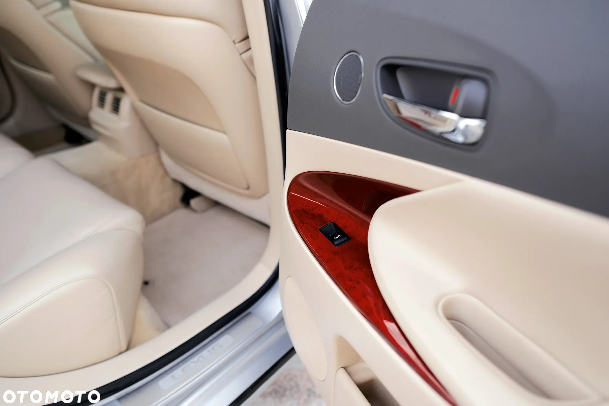 Lexus GS 300 Prestige - 24