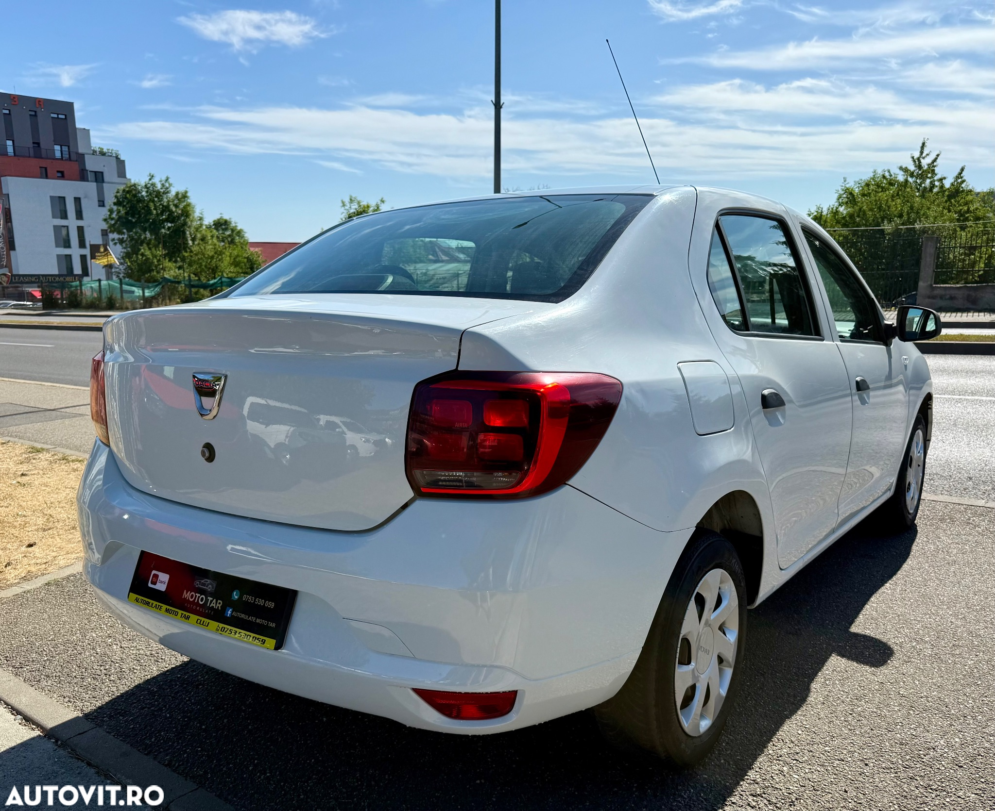 Dacia Logan 1.5 Blue dCi SL PLUS - 4