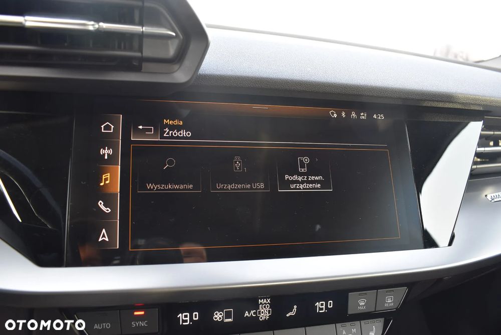 Audi A3 Sportback 30 TDI S tronic - 28