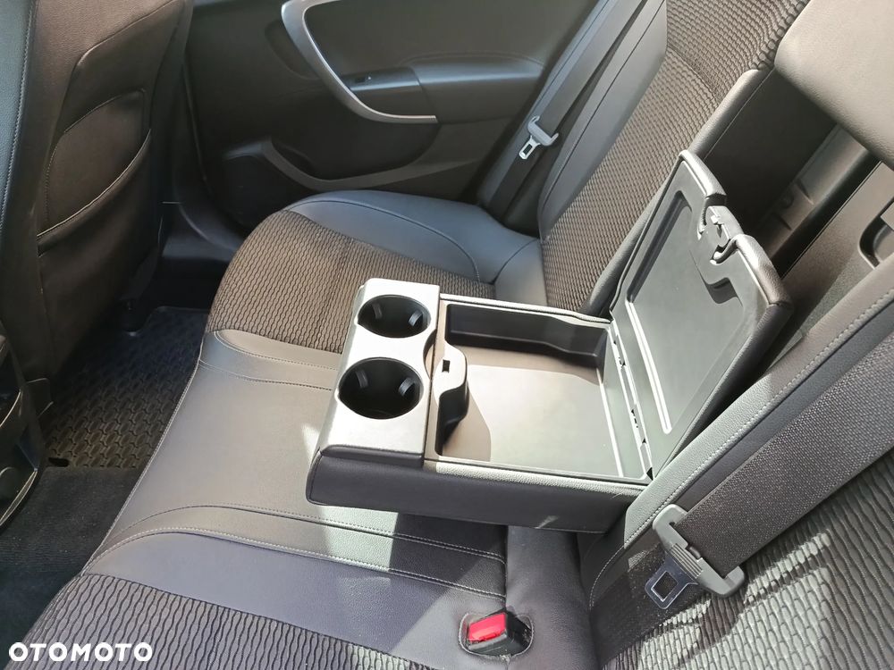 Opel Insignia 2.0 CDTI - 27