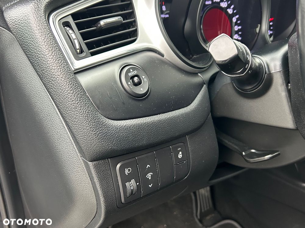 Kia Ceed 1.6 GDI L - 22