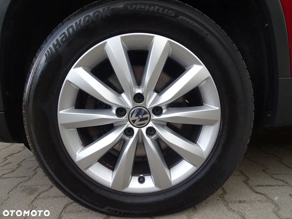 Volkswagen Tiguan 2.0 TDI DPF 4Motion BlueMotion Technology Sport & Style - 25