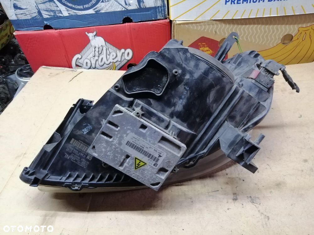 Opel Zafira B komplet lamp przednich Xenon 13252471RH 13252470LH EU - 17