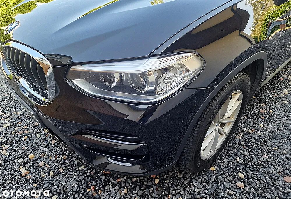 BMW X3 xDrive20d Business Edition - 10