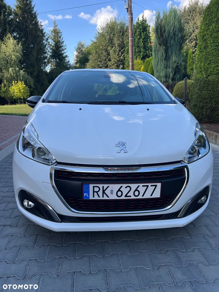 Peugeot 208 - 2