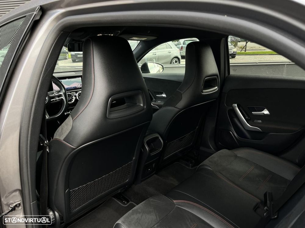Mercedes-Benz A 250 e 8G-DCT AMG Line Advanced Plus - 18