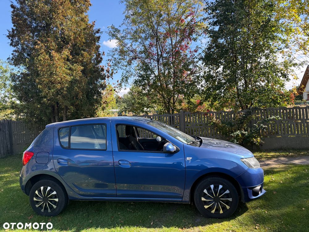 Dacia Sandero 1.2 16V Laureate - 3