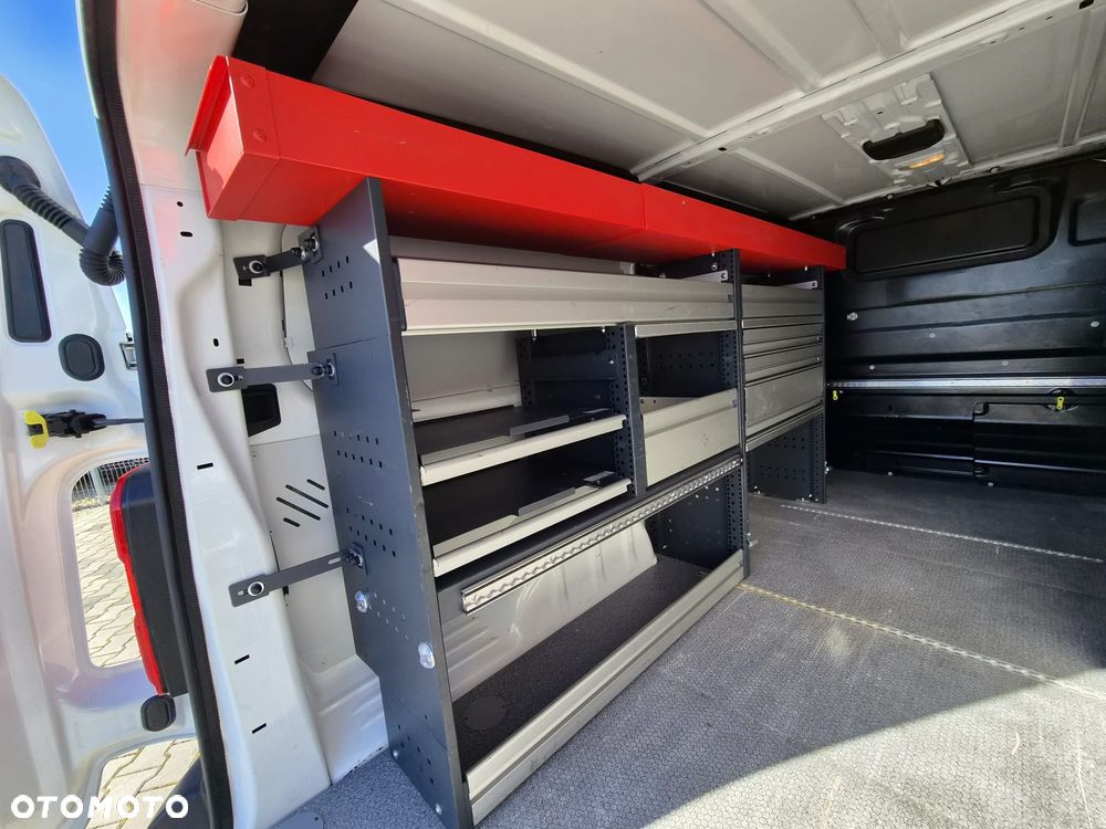 Opel Vivaro - 30