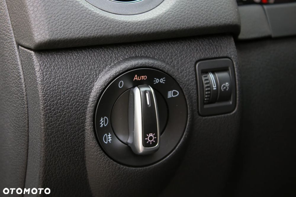 Volkswagen Tiguan - 30