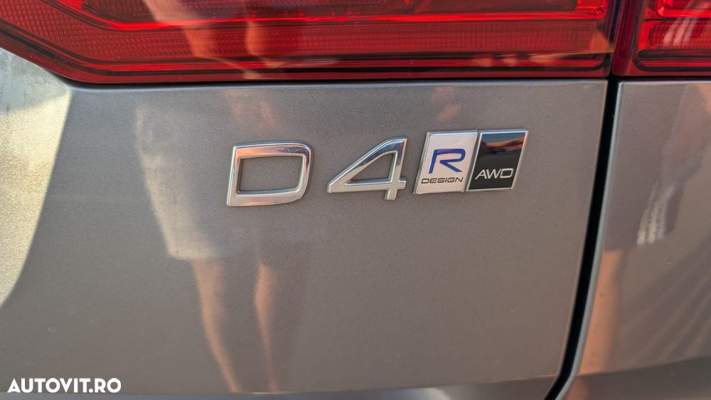Volvo XC 60 D4 AWD Geartronic RDesign - 8
