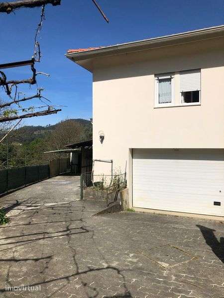 Vende- se vivenda com terreno - Grande imagem: 3/5