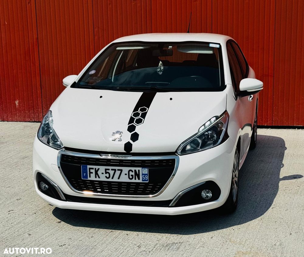 Peugeot 208 PureTech 82 Start & Stop Allure - 4