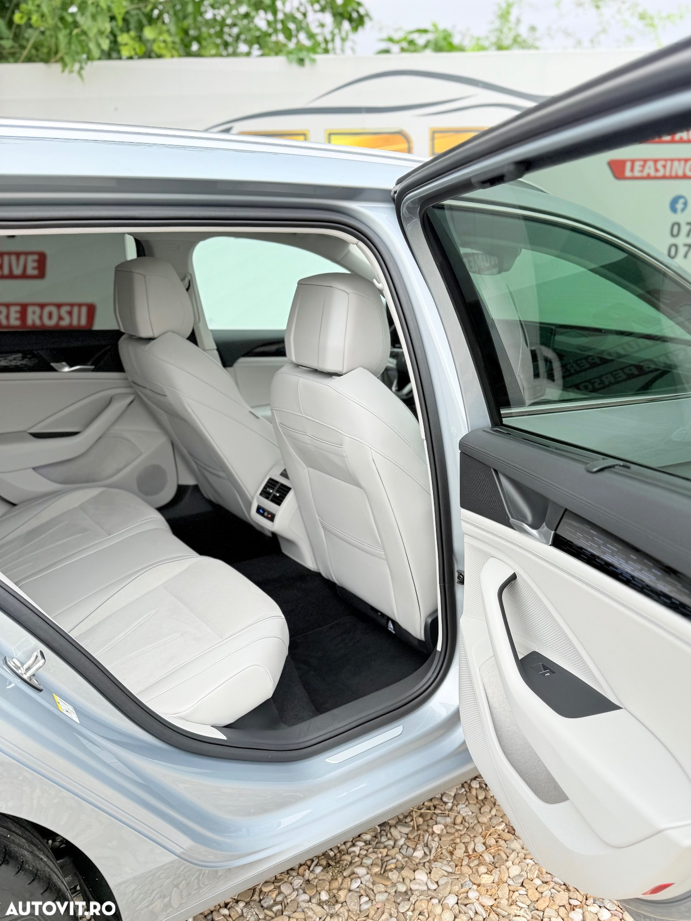 Volkswagen Passat Variant 2.0 TDI DSG Elegance - 15