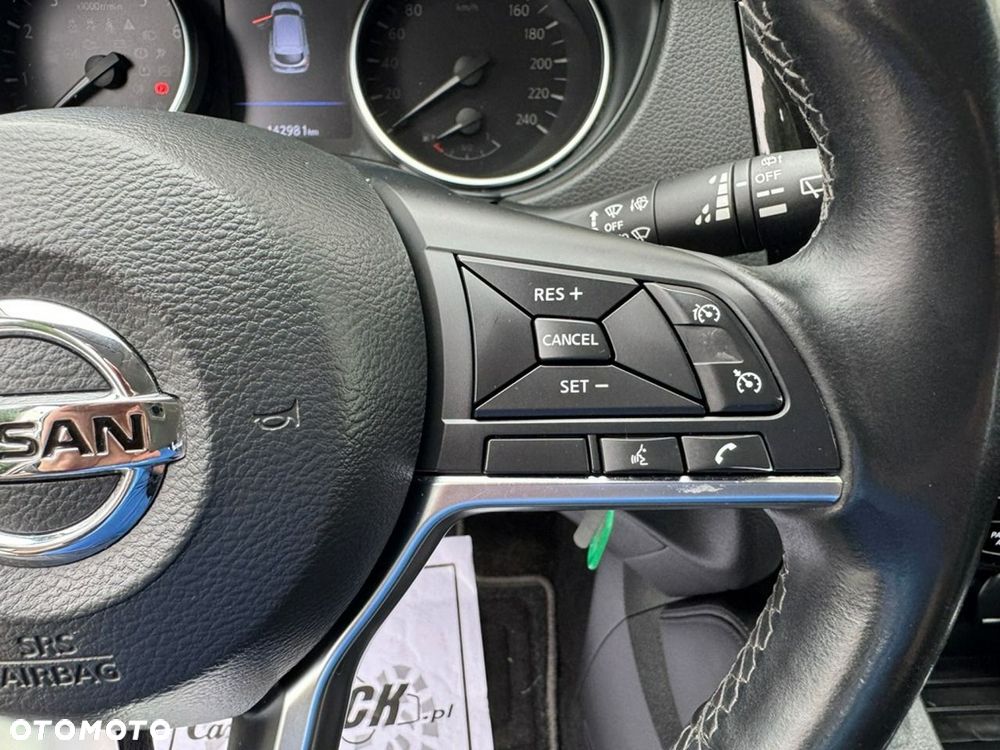 Nissan Qashqai - 10