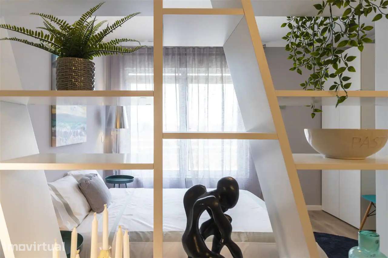 Apartamento T0 com ar condicionado e garagem - Grande imagem: 4/19