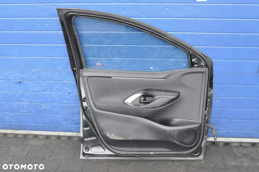 TOYOTA YARIS IV DRZWI LEWY PRZÓD LEWE PRZEDNIE 1G3 - 12