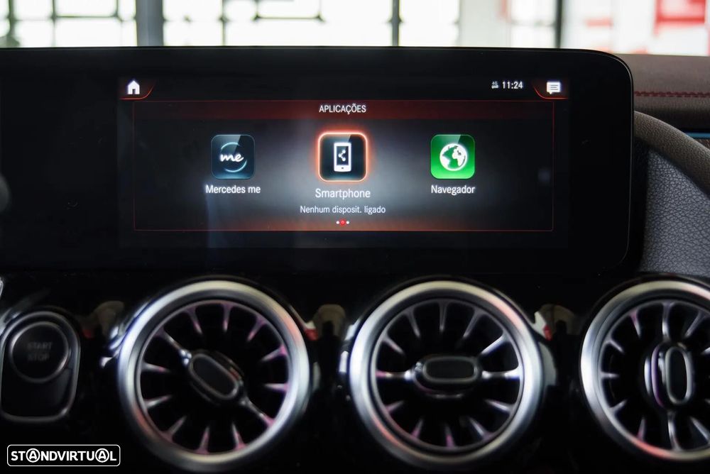 Mercedes-Benz EQA 300 4Matic AMG Line - 44