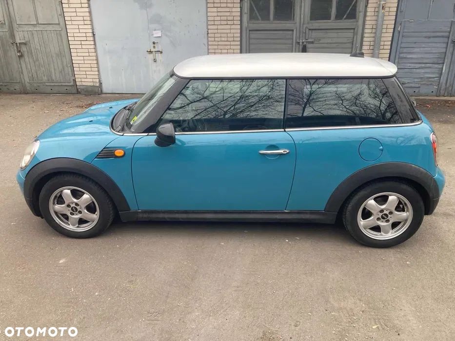 MINI ONE - 4