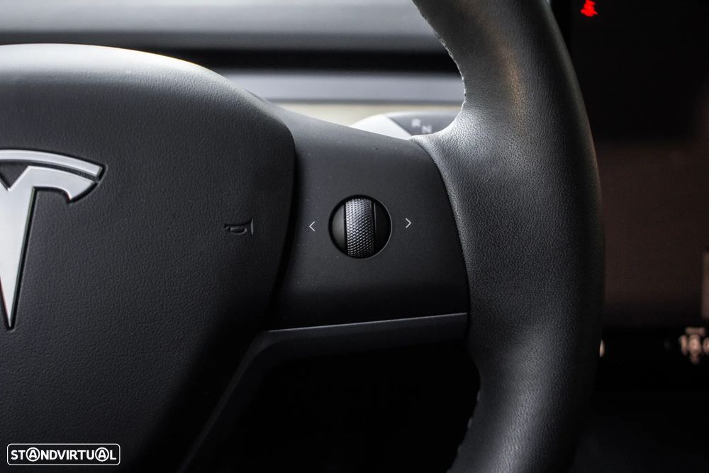 Tesla Model Y Tração Traseira - 14