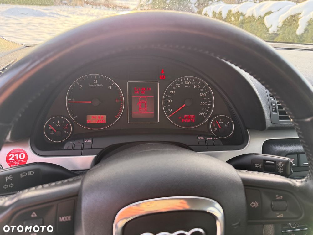 Audi A4 Avant 2.0 TDI DPF - 13