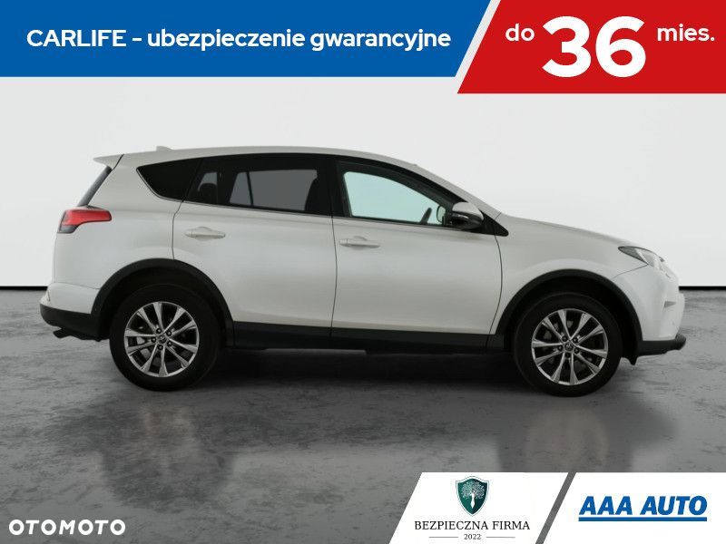 Toyota RAV4 - 8