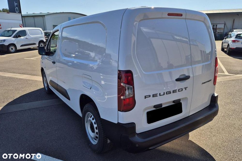 Peugeot Partner Van L2H1 EAT8 1.5 130KM - 6