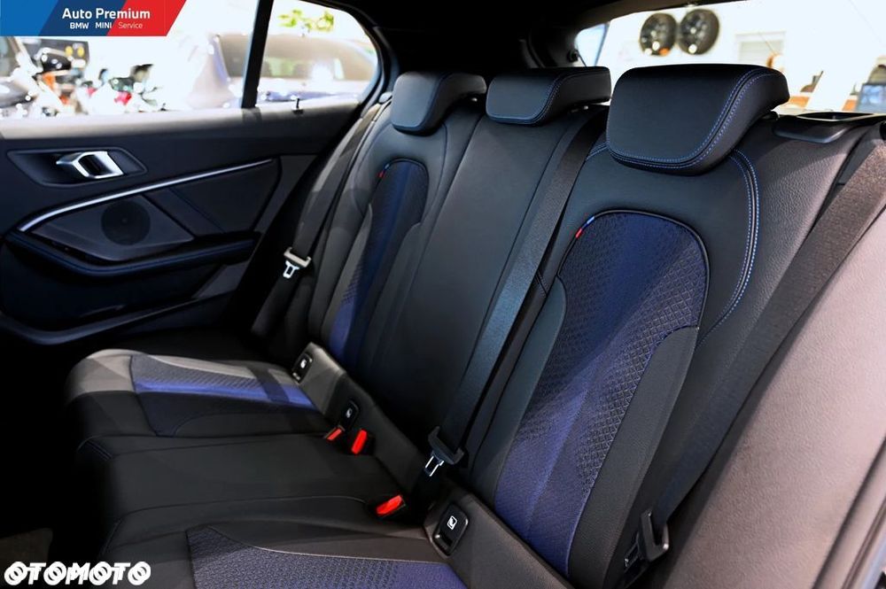 BMW Seria 1 118i M Sport - 13