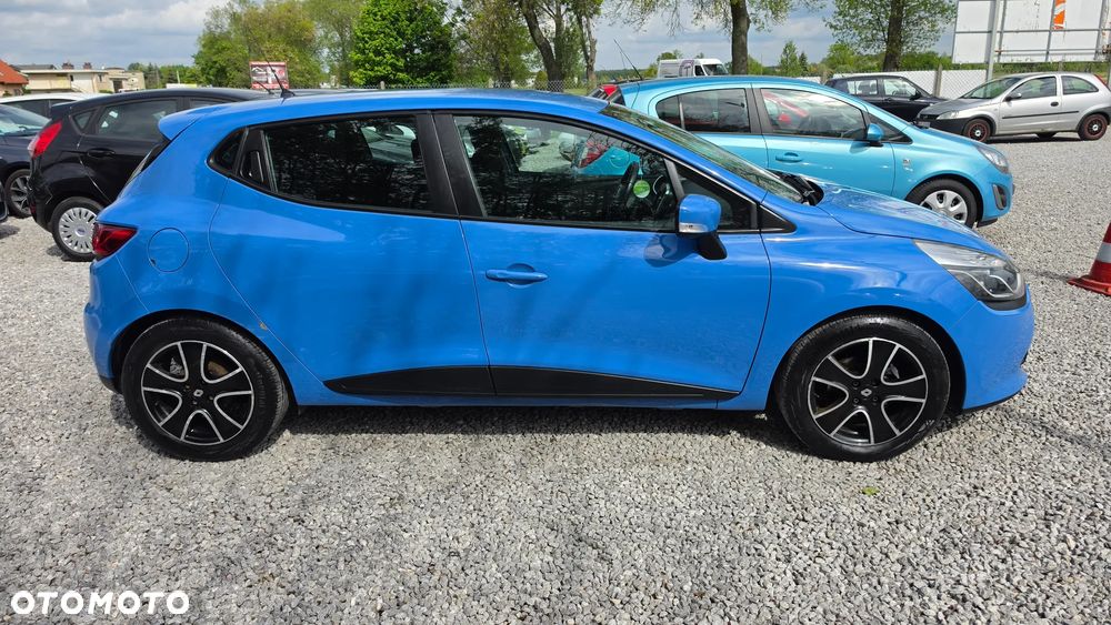 Renault Clio 1.2 16V Limited EU6 - 8