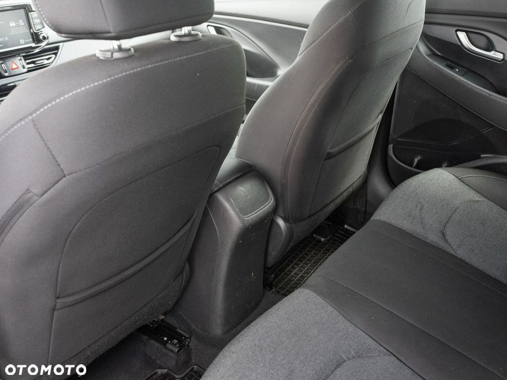 Hyundai i30 1.5 DPI Smart - 22