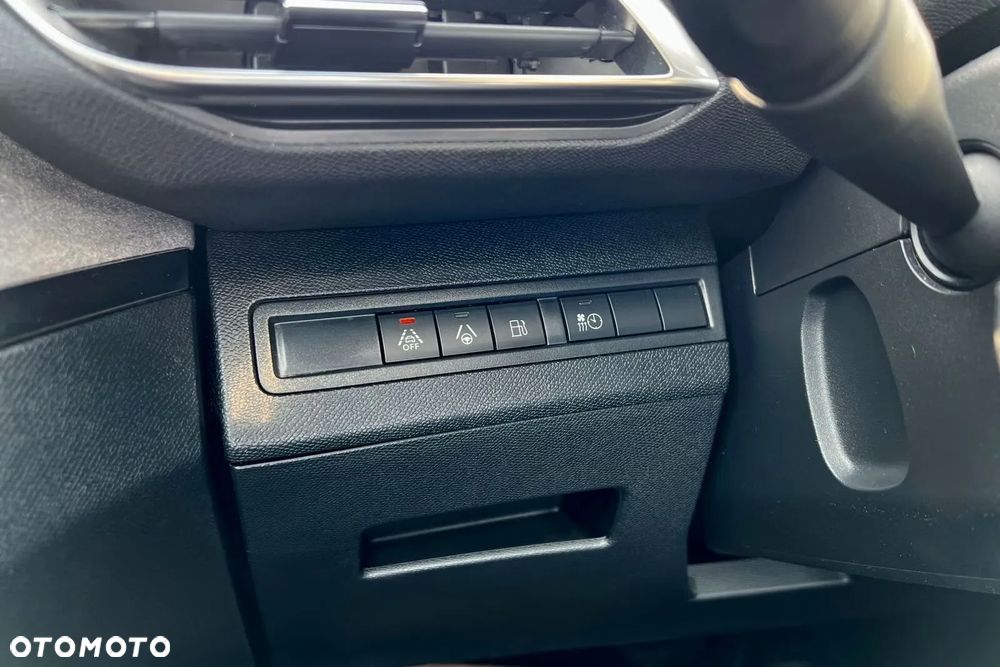 Peugeot 3008 1.6 PureTech HYbrid4 GT S&S EAT8 - 15
