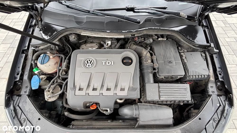 Volkswagen Passat 2.0 TDI Comfortline - 15