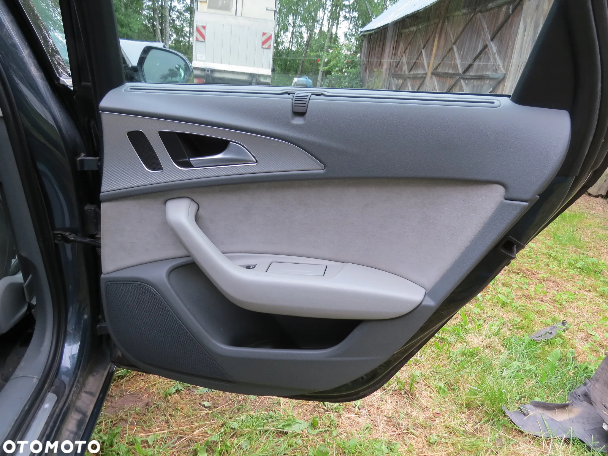 FOTELE SIEDZENIA ALCANTARA GRZANE KOMPLET EUROPA SEDAN AUDI A6 C7 - 24