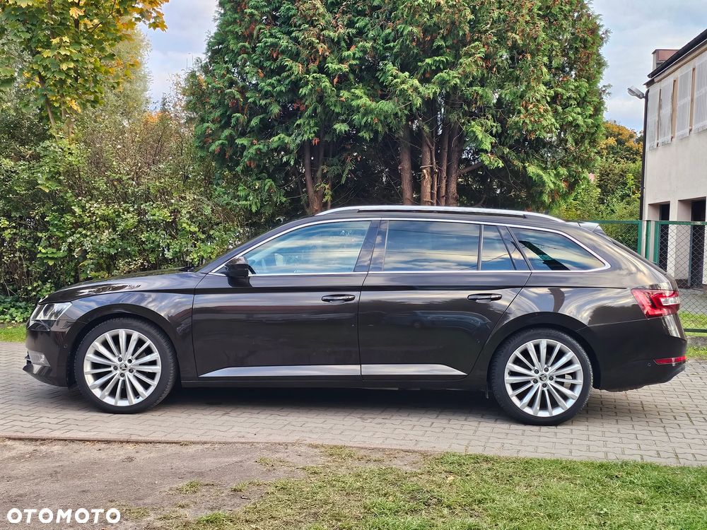 Skoda Superb 2.0 TDI DSG Premium Edition - 4