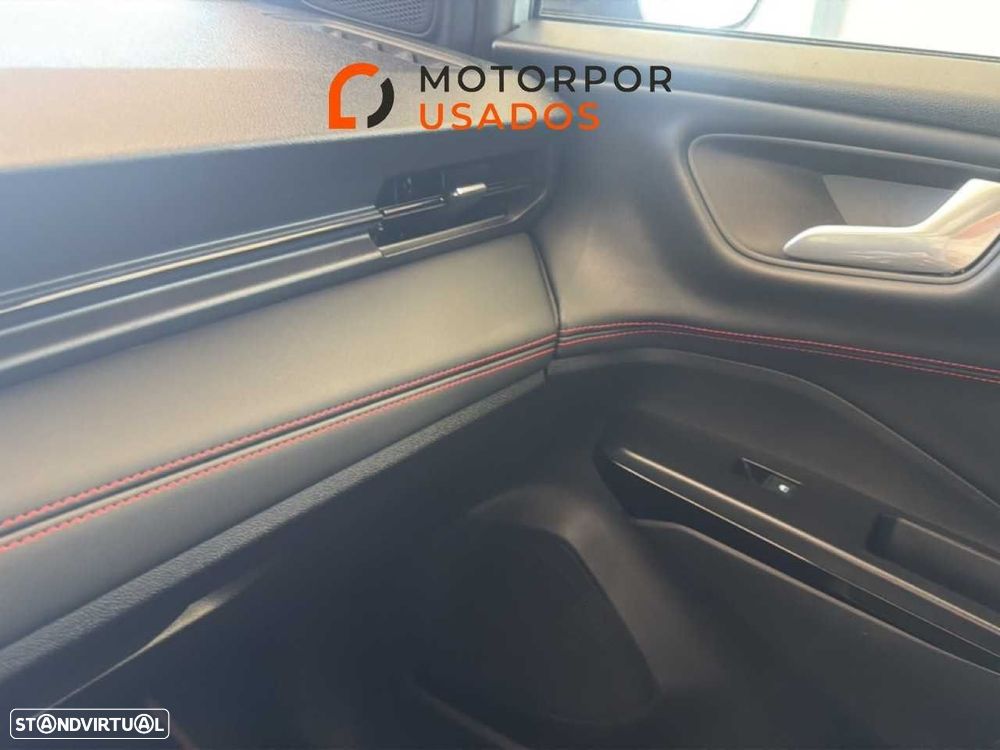 Ford Puma 1.0 EcoBoost MHEV ST-Line — fotografia 16