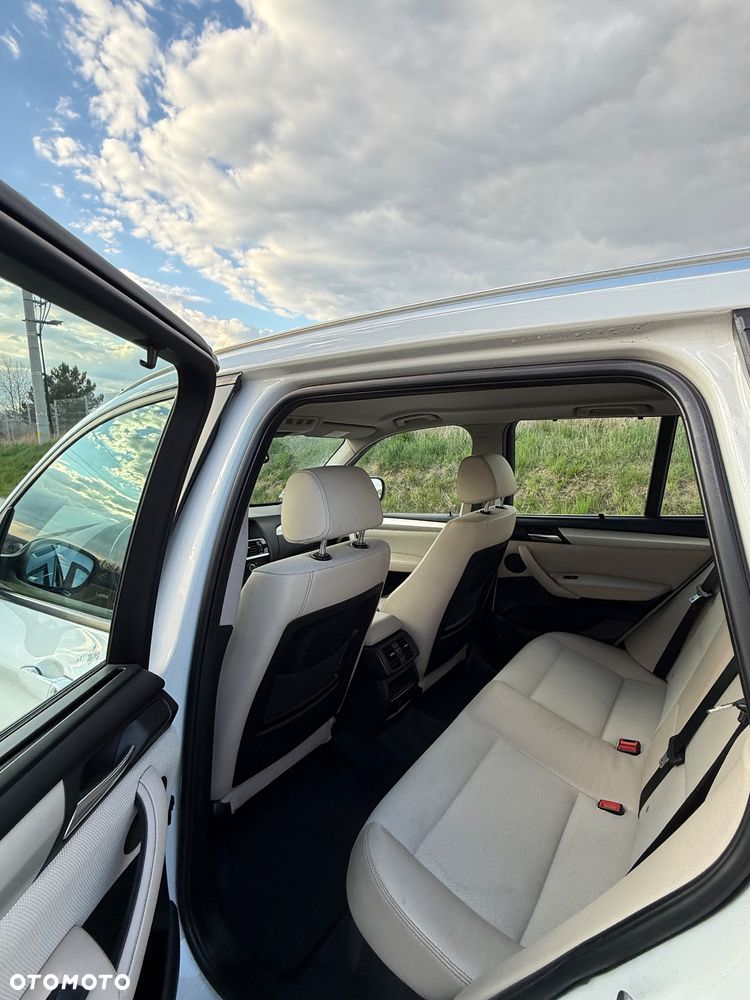 BMW X3 xDrive20d - 27