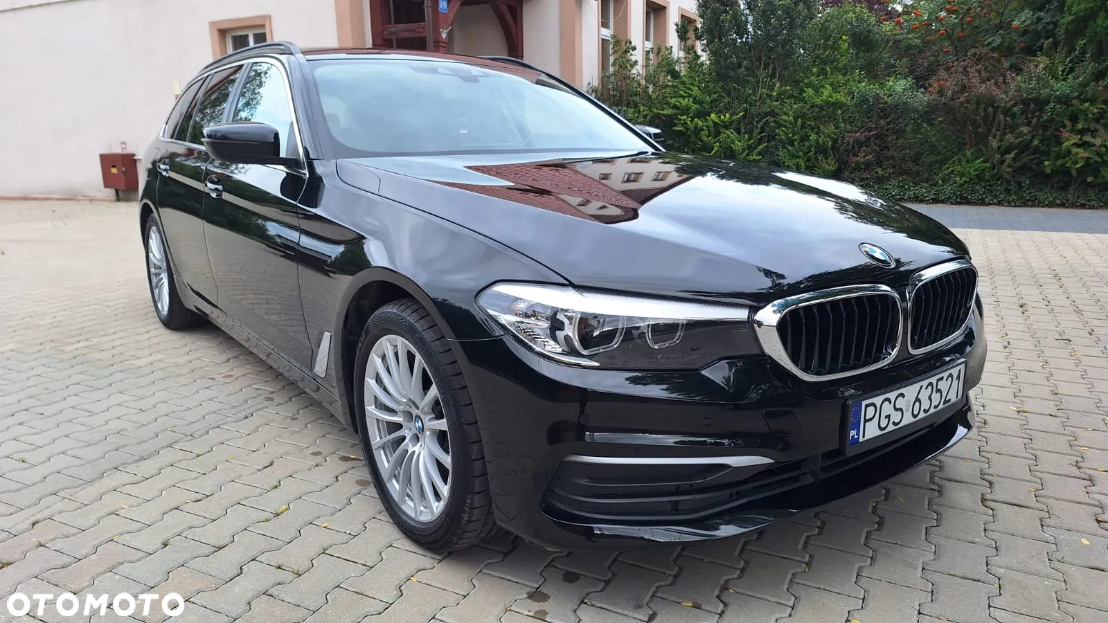BMW Seria 5 520d Touring - 2