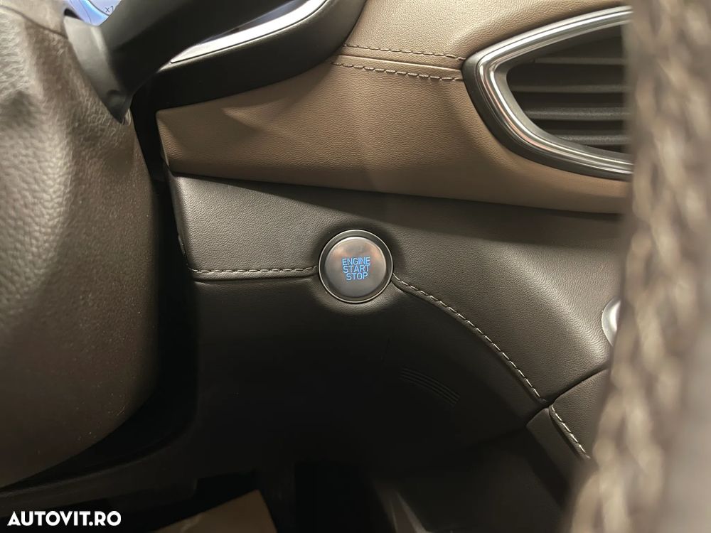 Hyundai Santa Fe - 30