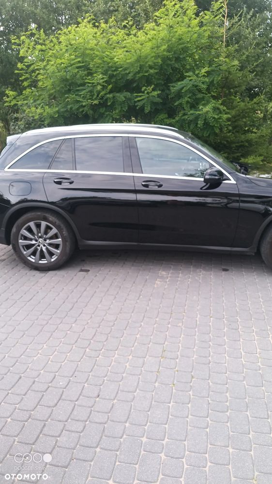 Mercedes-Benz GLC 250 4Matic 9G-TRONIC Exclusive - 35