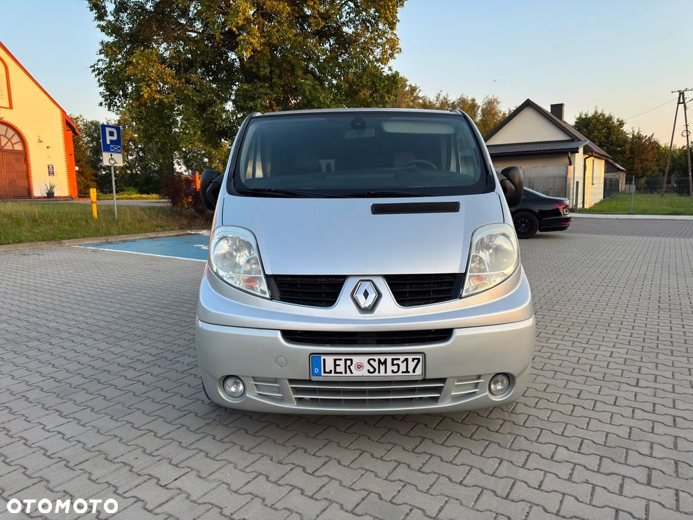 Renault Trafic L1H1 Passenger Lux - 2