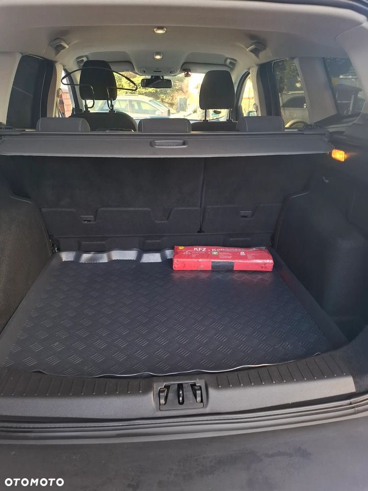 Ford Kuga 2.0 TDCi 2x4 Cool & Connect - 23