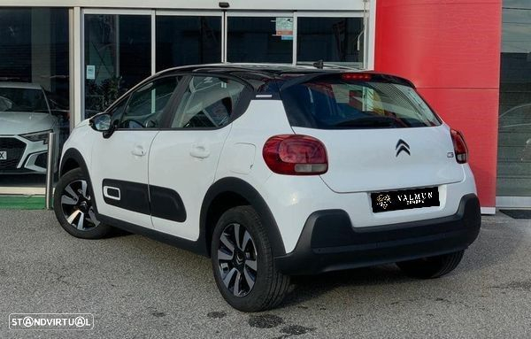 Citroën C3 1.2 PureTech Shine - 2