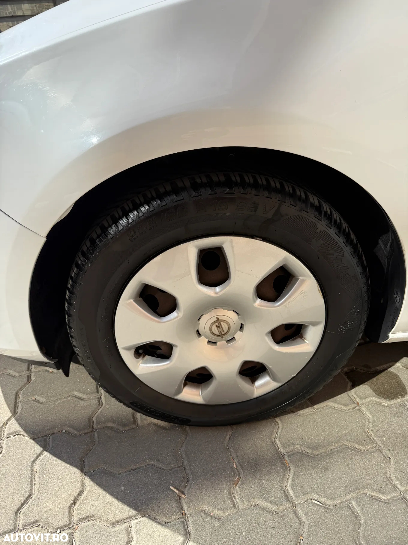 Opel Astra 1.6 Enjoy - 16