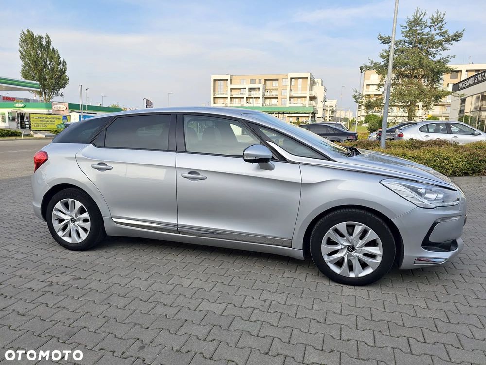 Citroën DS5 2.0 HDi SportChic - 5
