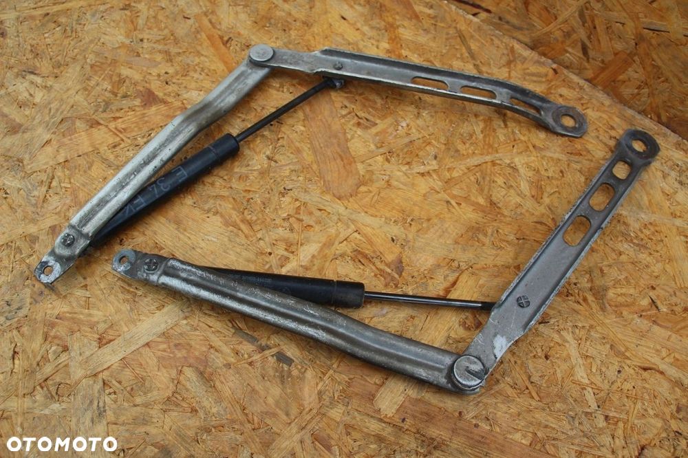 Zawiasy zawias maski BMW 5 e34 przód komplet oryginalne - 1