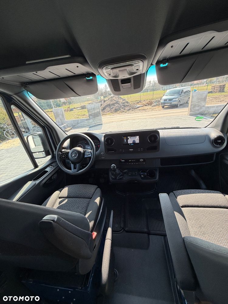 Mercedes-Benz SPRINTER MULTICAB - 10