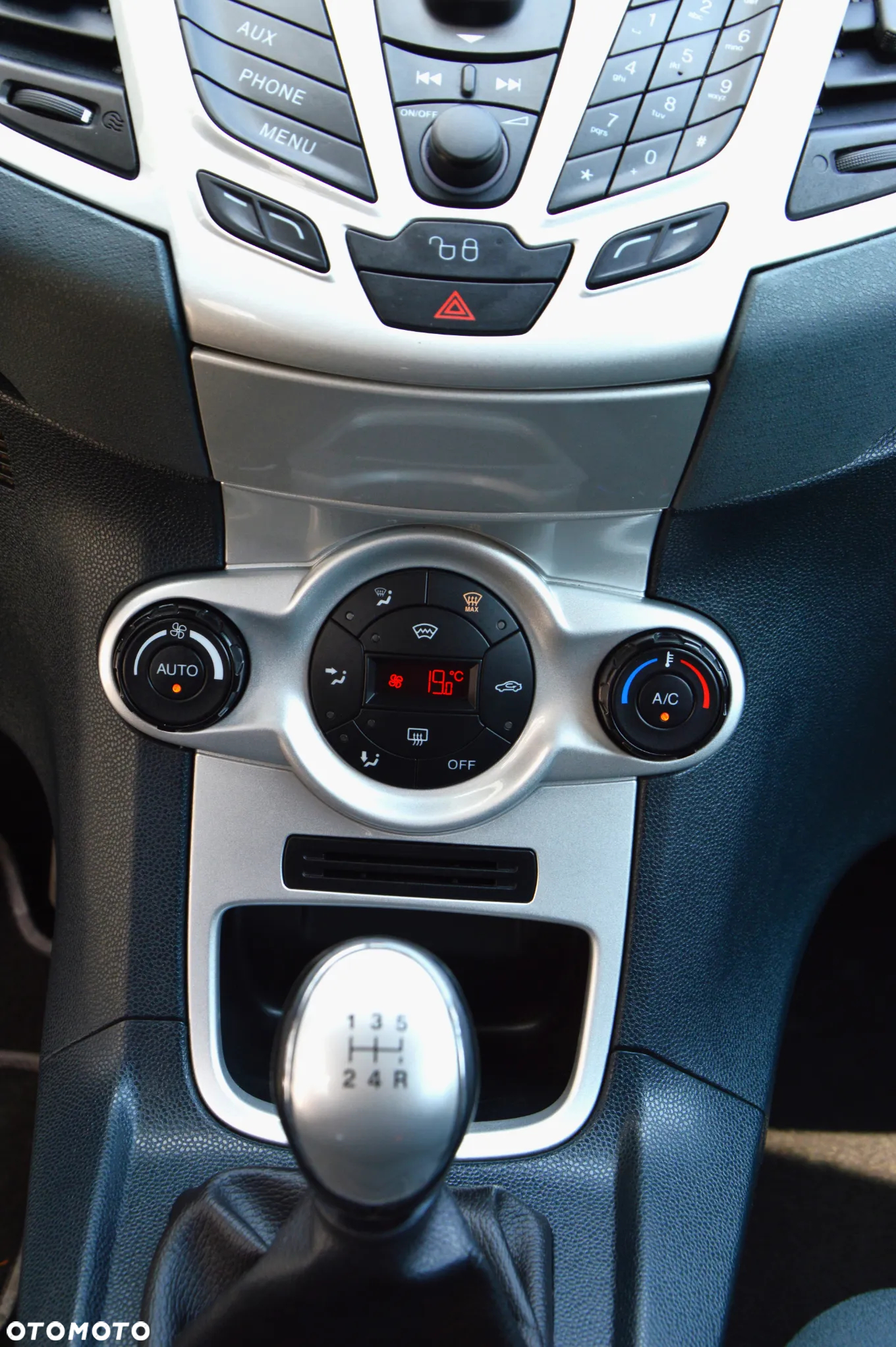 Ford Fiesta - 16