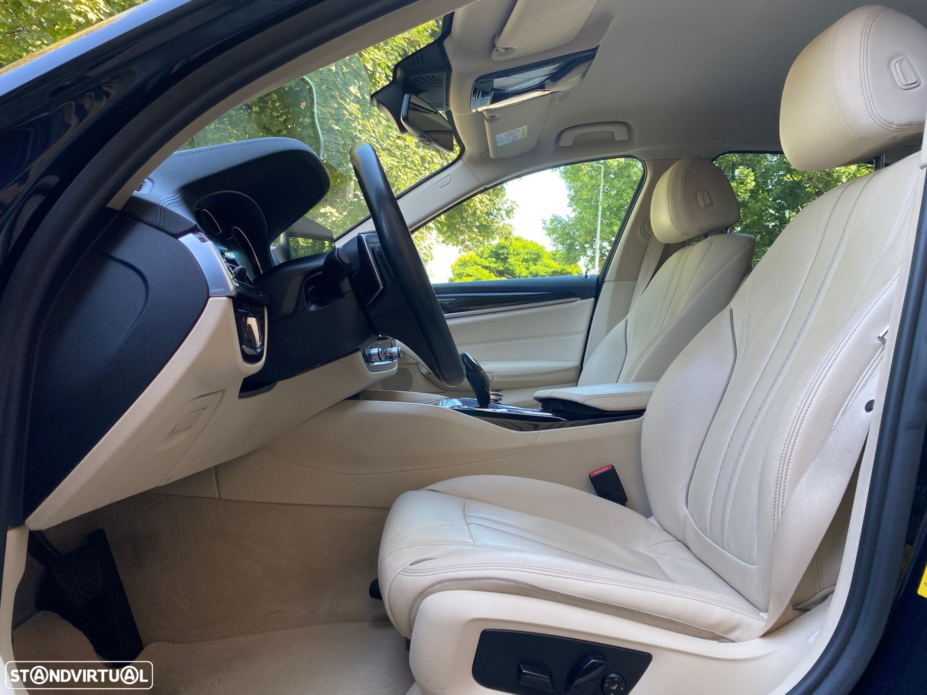 BMW 530 e iPerformance Line Luxury - 13